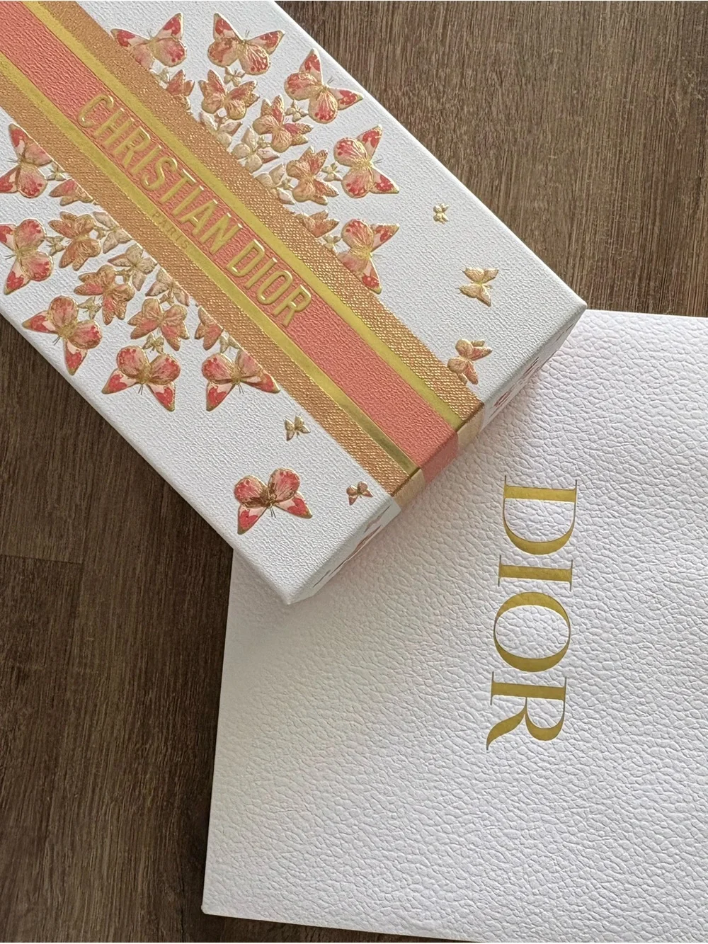 Dior White Gift Wrap Set